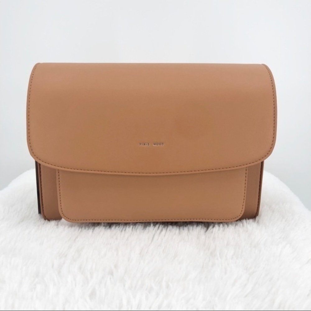 PIXIE MOOD Honey Zoe Crossbody Bag. NWT.